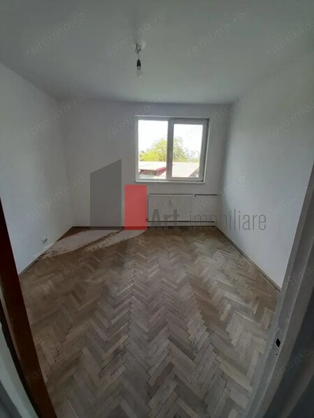 Titan, apartament 4 camere