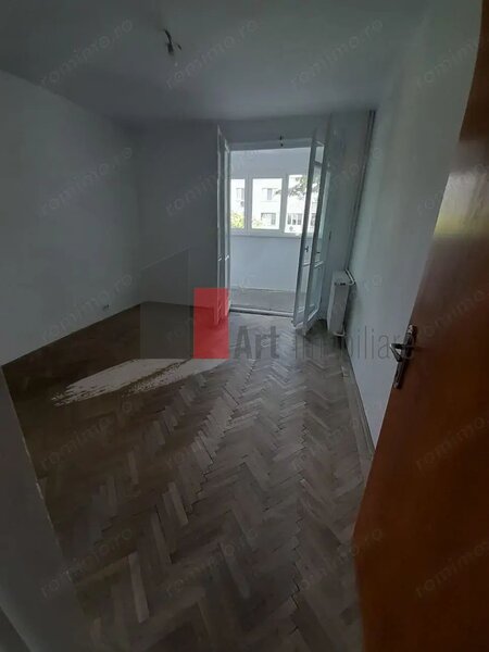 Titan, apartament 4 camere